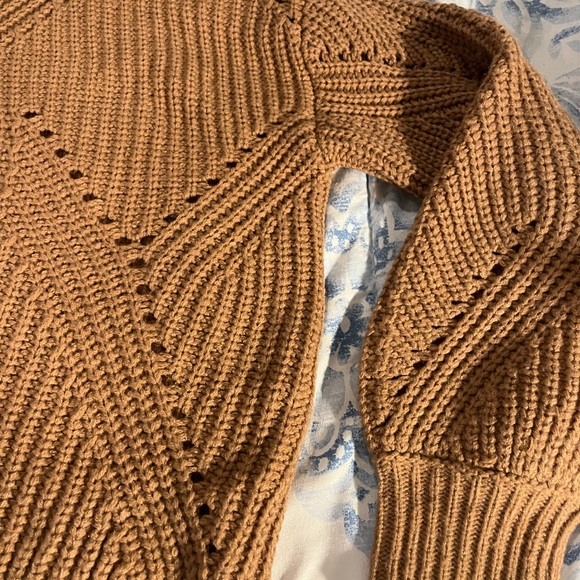 moon & madison V-Neck Tan Sweater - Picture 3 of 11
